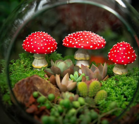 Luminous Resin Mushroom Garden Ornament – Glow Decor for Plants & Outdoor Garden