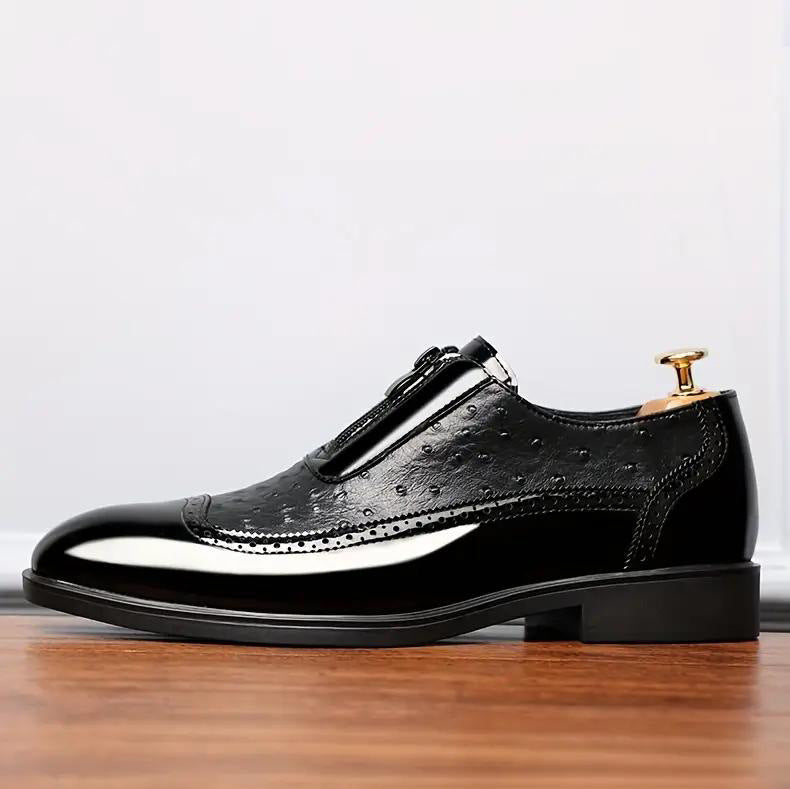 Embossed zipper pointed men shoes