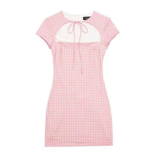 Round neck short sleeved pink short sleeved dress with short skirt for women