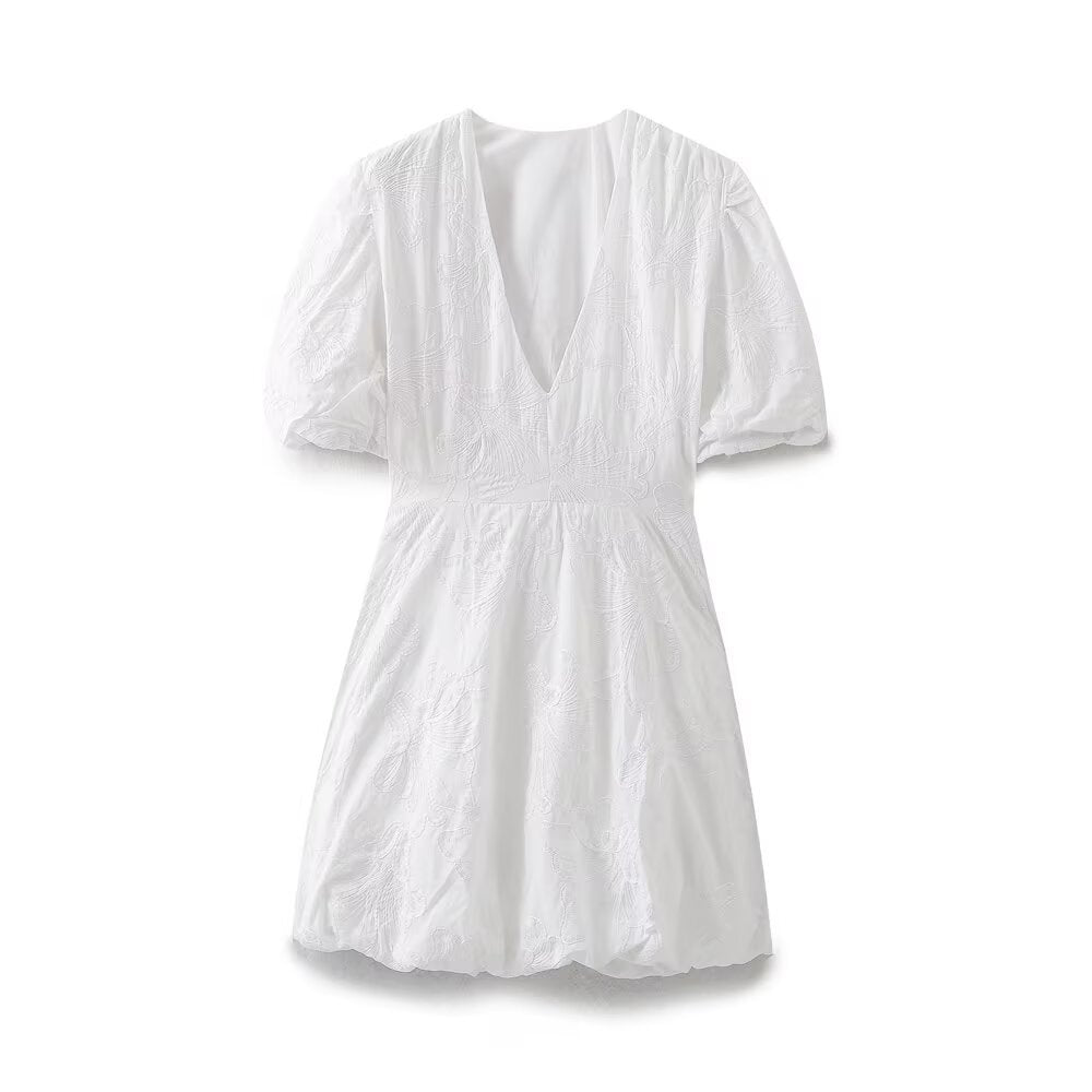 V-neck bubble sleeve waist cinched embroidered dress for women