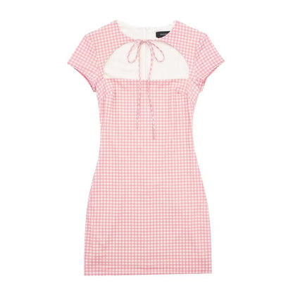 Round neck short sleeved pink short sleeved dress with short skirt for women