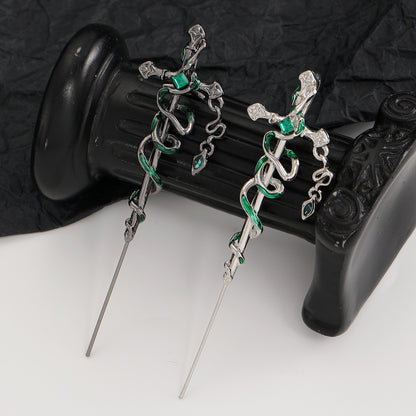 Snake-shaped earrings with a wraparound design