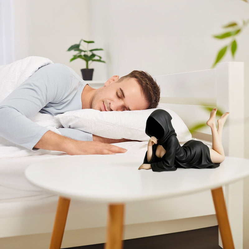 Halloween Female Sitting Statue Desktop Ornament for Bedroom & Living Room Decor